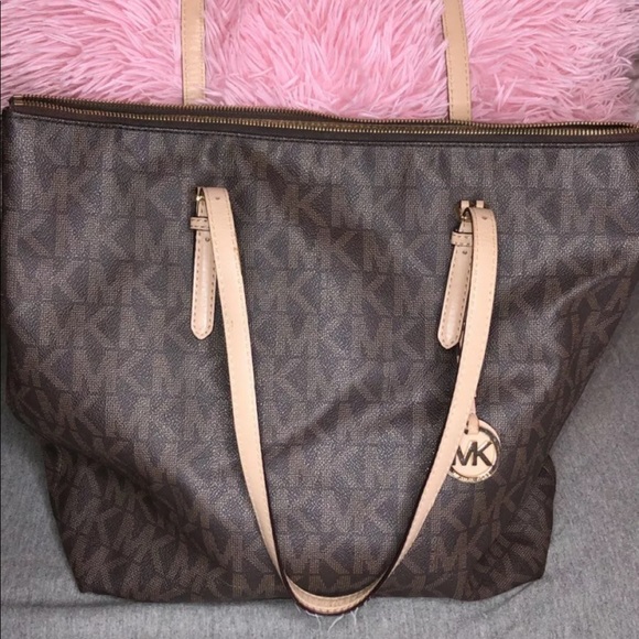 Michael Kors Handbags - Michael Kors Tote Handbag